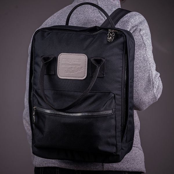 Повсякденна сумка рюкзак однотонна чорна трансформер для навчання прогулянок тренувань та подорожей 13л M0150219 фото